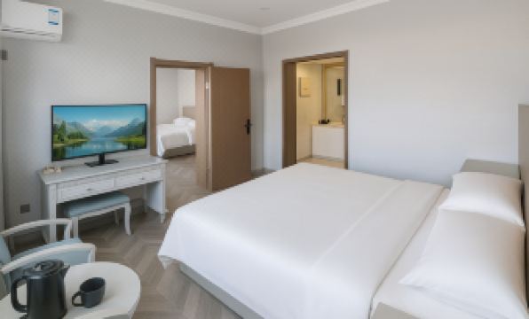 Wanxiang Liya Hotel (Cultural Square)