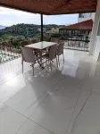 3houseapart