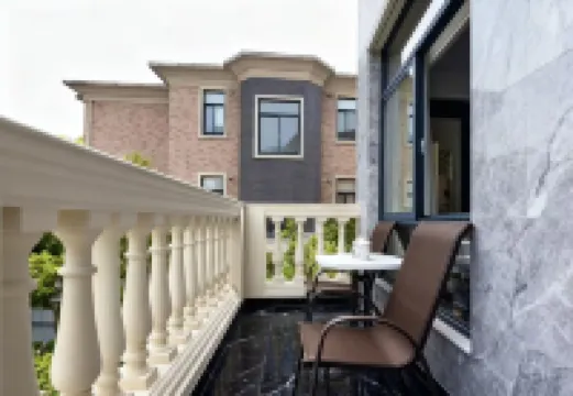 Conversion of Tianmu Lake Jingbo Lake View Resort Hotel