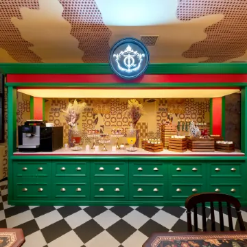 QIANTONG HOTEL Отели рядом с достопримечательностью «Jingyang Pedestrian Street (Daxin Street)»