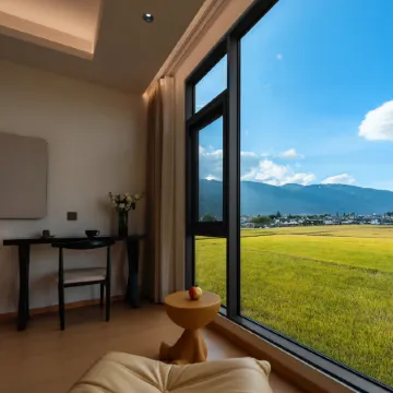 Dali Lixiu Homestay (Xizhou Guzhen Shop)