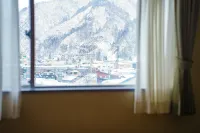 Trip7 Yuzawa Sky Onsen Hotel - New