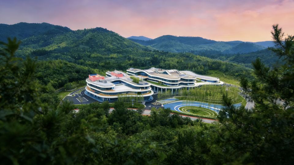 Huzhou Xisai Zhenyue Resort Hotel