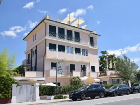 Hotel Bencista' Отели в г. 