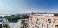 Mile Lake View Baiman Hotel (Wenquan Road Branch)