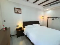 沐棲·私人老宅民宿(會理古城鐘鼓樓店)