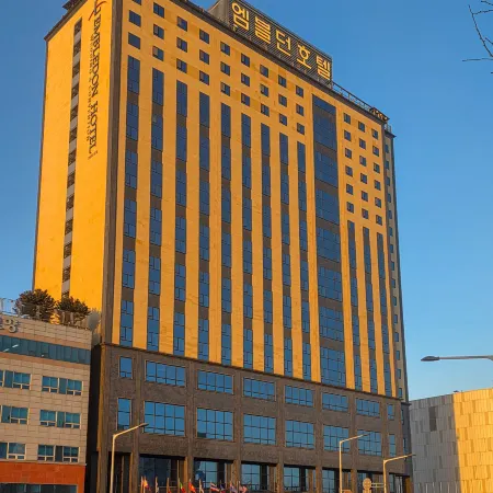 Embledon Hotel