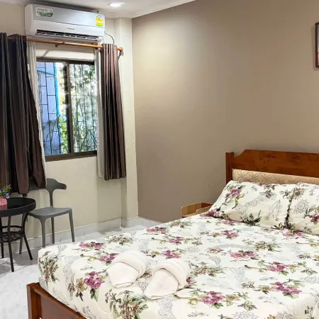Collection O Southern Star Resort Pattaya Отели рядом с достопримечательностью «Пляж Хатнаклуа»