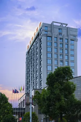Manglan Hotel (Huangguoshu Scenic Area Tourist Center Store) - Balkoner