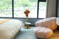 Dulongjiang Xikelai Boutique Homestay - Balkoner