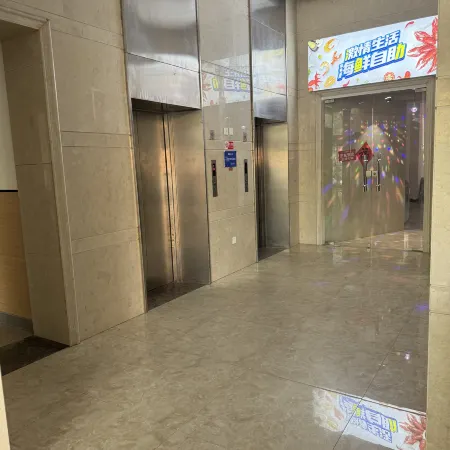 Weihai Wanghaige Seaview Apartment (Huoju 8th Street/International Bathing Beach)