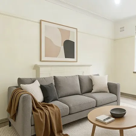 Quiet Guest Room in Burwood