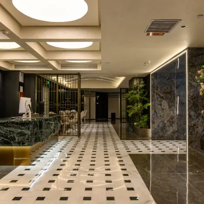 Lumen Gardens Art Hotel, Guang Yu · Hua Ting โรงแรมใกล้หอเจียซิ่ว