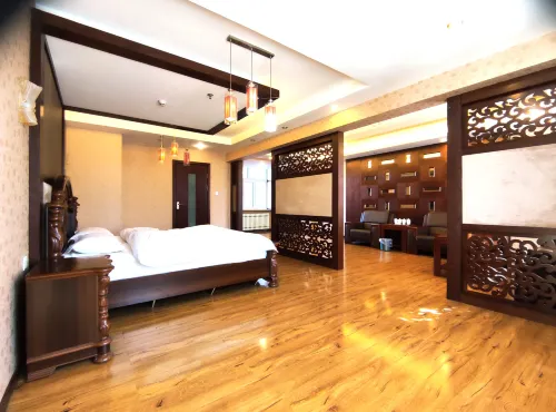Genhe Mangui Town Green Star Hotel - Hot Tub