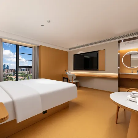 JI Hotel (Changsha High-Speed Railway South Station Yuhua District Government Subway Station)