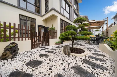 Tongyue Family Homestay Hotels in LEGOLAND RESORT