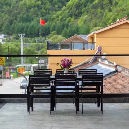 Zibai Homestay