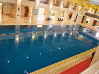 BaiYue International Hotel - Pools