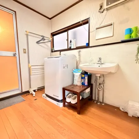 Yadokari House 201
