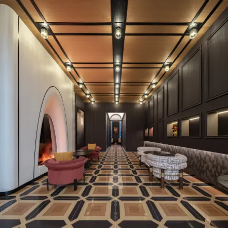 Jinyi Intercontinental Hotel (Fuyuan Dongjige Port)