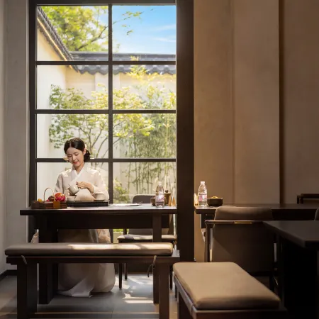 Xueting Songluange Hot Spring Courtyard Homestay (Yanji Folk Custom Park Branch)