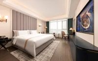 Xana Deluxe Hotel (Tieling South Ring Road Zhouji Star Branch) - parking