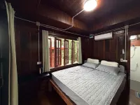 168 Thai Mountain Homestay - parkir