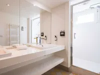 B&B HOME Brides-les-Bains Les 3 Vallées Hotels near Troika