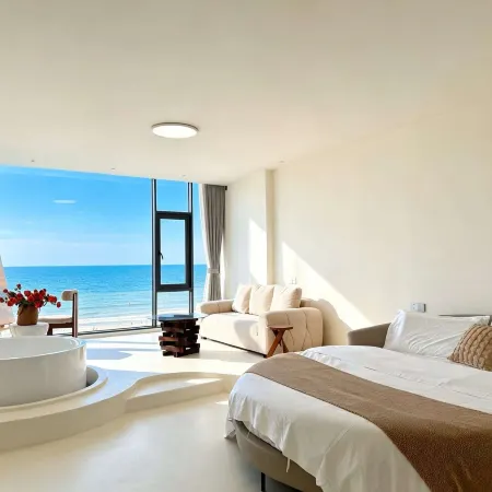 Zhenhai Tinglan Resort Hotel (China First Beach)
