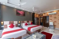 Hotel Gharonda By Classic Crown - バスタブ