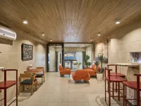 Maison Truong Thinh Hotel by Urban B Hotels near كوان بِن تان