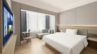 Qinglan Hotel - parking