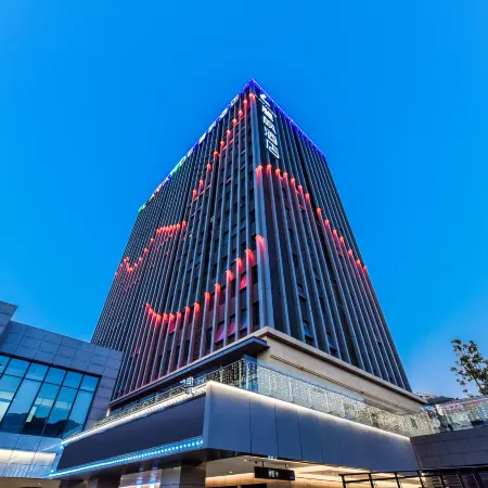 Lavande Hotel •Coach Center Station of Yunyang