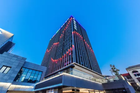 Lavande Hotel •Coach Center Station of Yunyang