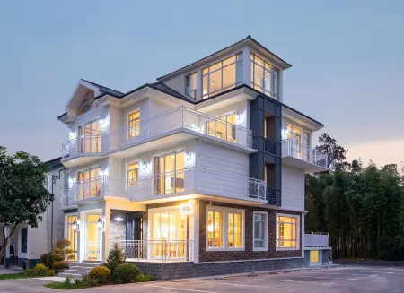 Enjoyable life Отели рядом с достопримечательностью «Shanghai Puji Bridge»