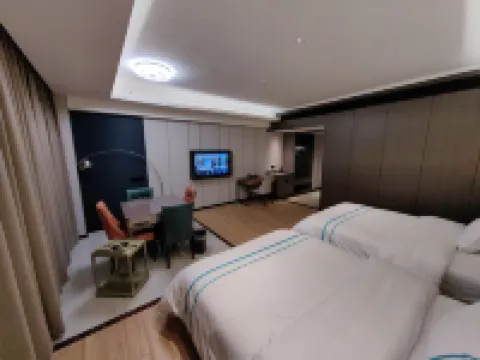 Blue Ocean Intelligent Hotel (Fuling Railway Station Renren Ledu Huicheng Branch) فنادق في ليلينغ