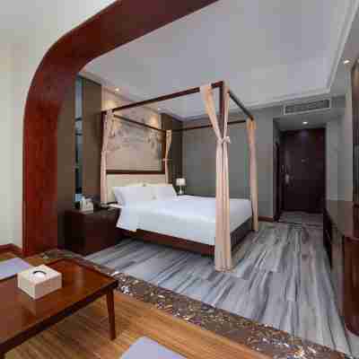 Yuanxi Boutique Hotel (Wuzhishan March 3rd Avenue Forest Lake Branch) Rooms