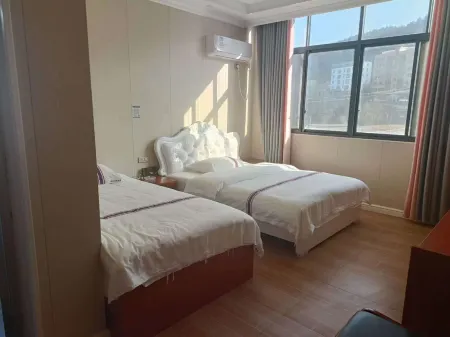 Longmeizi Hotel Отели рядом с достопримечательностью «Ba People River»