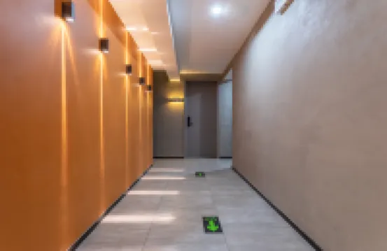 Xinzheng Xuanjuzi Hotel (Xias International College) Hotel di Xinzheng