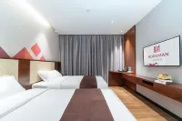 Borrman Hotel (Jingzhou Ancient City East Gate Wanda) Hotels near Jiulao Xiandu Scenic Area