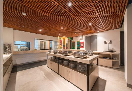 더 타임 호텔 썸네일