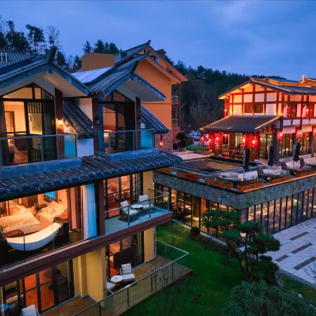 Samantha Lodge Zengjia Mountain Hotspring