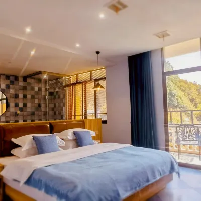 Qingling Shanju Inn Hotels near Jiangxi Lingshan