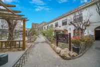 QIANAN HOTEl WISDOM（Zhongyuesongshan Shop） Hotels near North China University of Water Resources and Electric Power Chinese Promotion Undergraduate Part