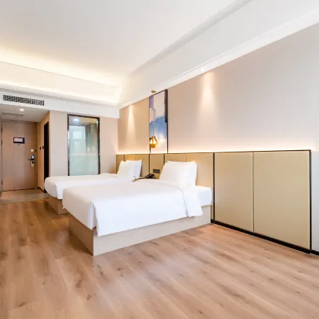 Starway Hotel (Kaifeng Weishi People's Square)