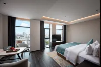 Xiangyang Xiyue Carrey Hotel - balcony