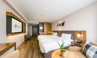Homeinn Plus Hotel (Shijiazhuang North Second Ring Zhonghua Avenue)