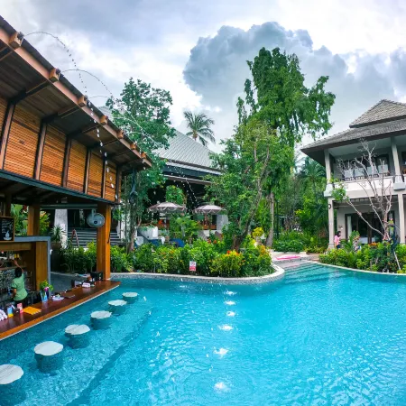 J4 Samui Hotel