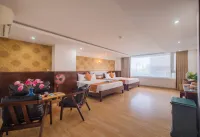 Le Soleil Hotel