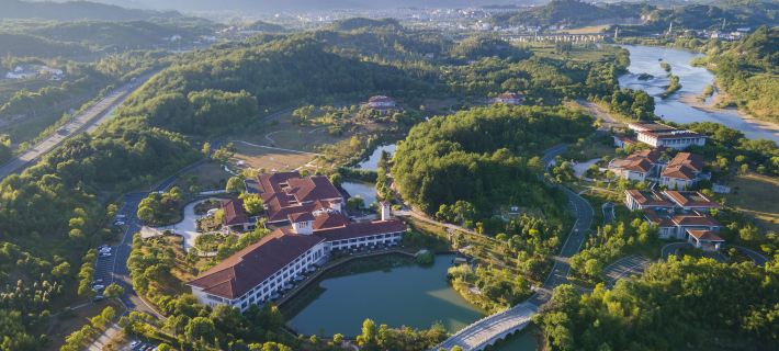 武夷山大紅袍山荘(観光地南入口) 武夷山のホテル